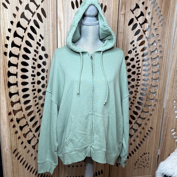 American Eagle Outfitters Sweaters - American Eagle Outfitters Green Hoodie Sweater